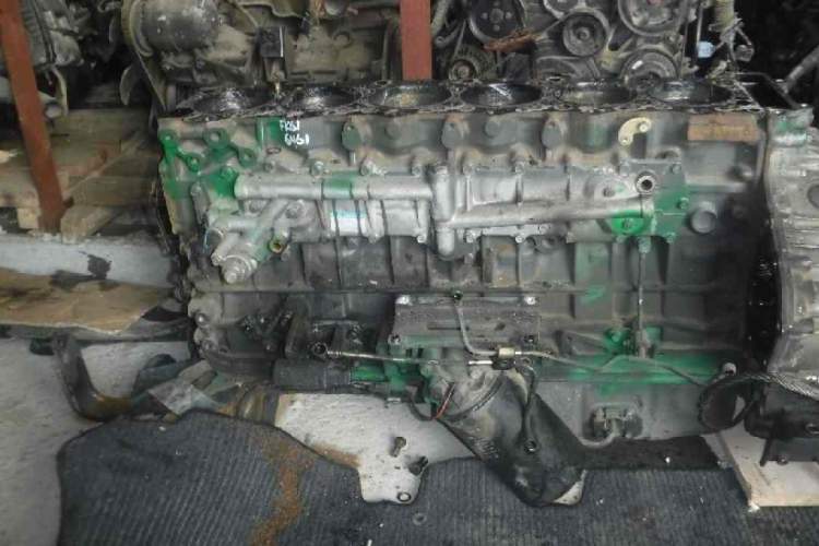 блок двигателя  6M61 на MITSUBISHI FUSO FK61HH (Мицубиси Фусо )